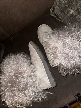 UGG. Grey Fur Winter Boots